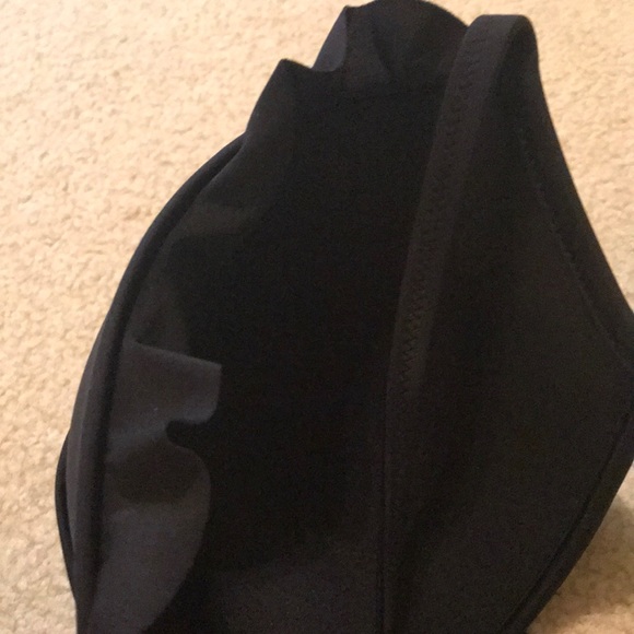 Victoria Secret Bikini Top- Never Used & w/Tags - Picture 3 of 4